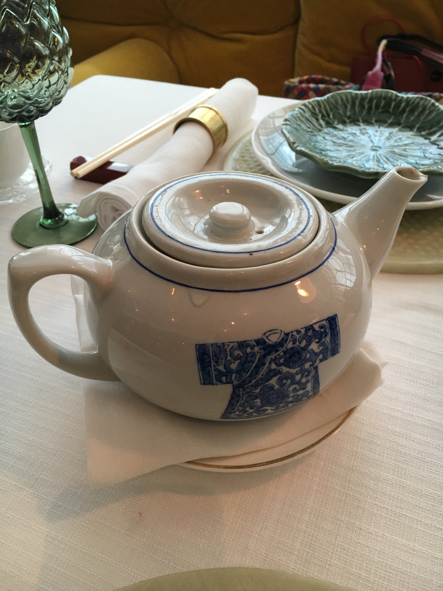 茶=水？